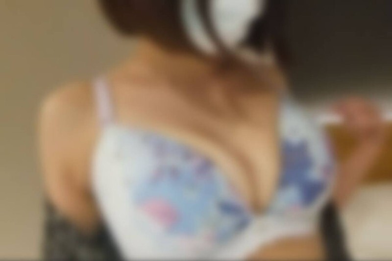 Exclusive Amateur Creampie Shooting: Captivating Married Woman