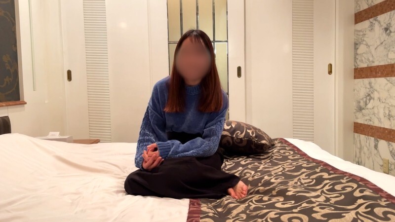Schockierende Überraschung: 24-jährige Fitnesstrainerin erreicht unzählige Orgasmen durch intensives Fingern und Cunnilingus