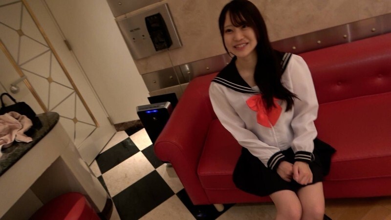 FC2-PPV-4540562: 19-jährige Aoi-chan - Ein idolhaftes Gesicht und fesselnder Charme