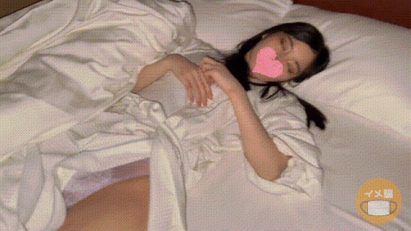 Creampie Sex mit College Student: Arbeitet in Buchladen bis morgens - IMEDAMAFC2
