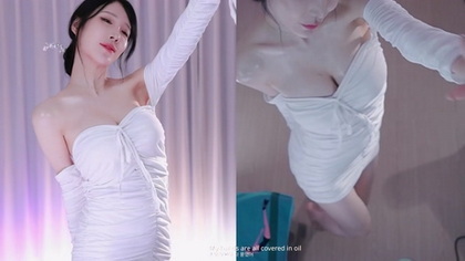 Experience Nnabiyeon's Captivating Presence in the Adult Entertainment Industry